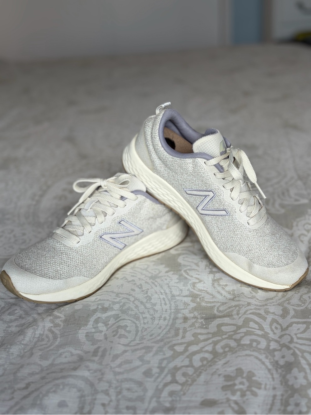 New Balance Fresh Foam Arishi Women’s 7.5 Running Shoes